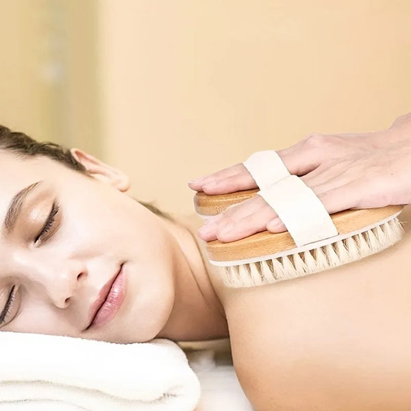 Gentle Glow Body Brush